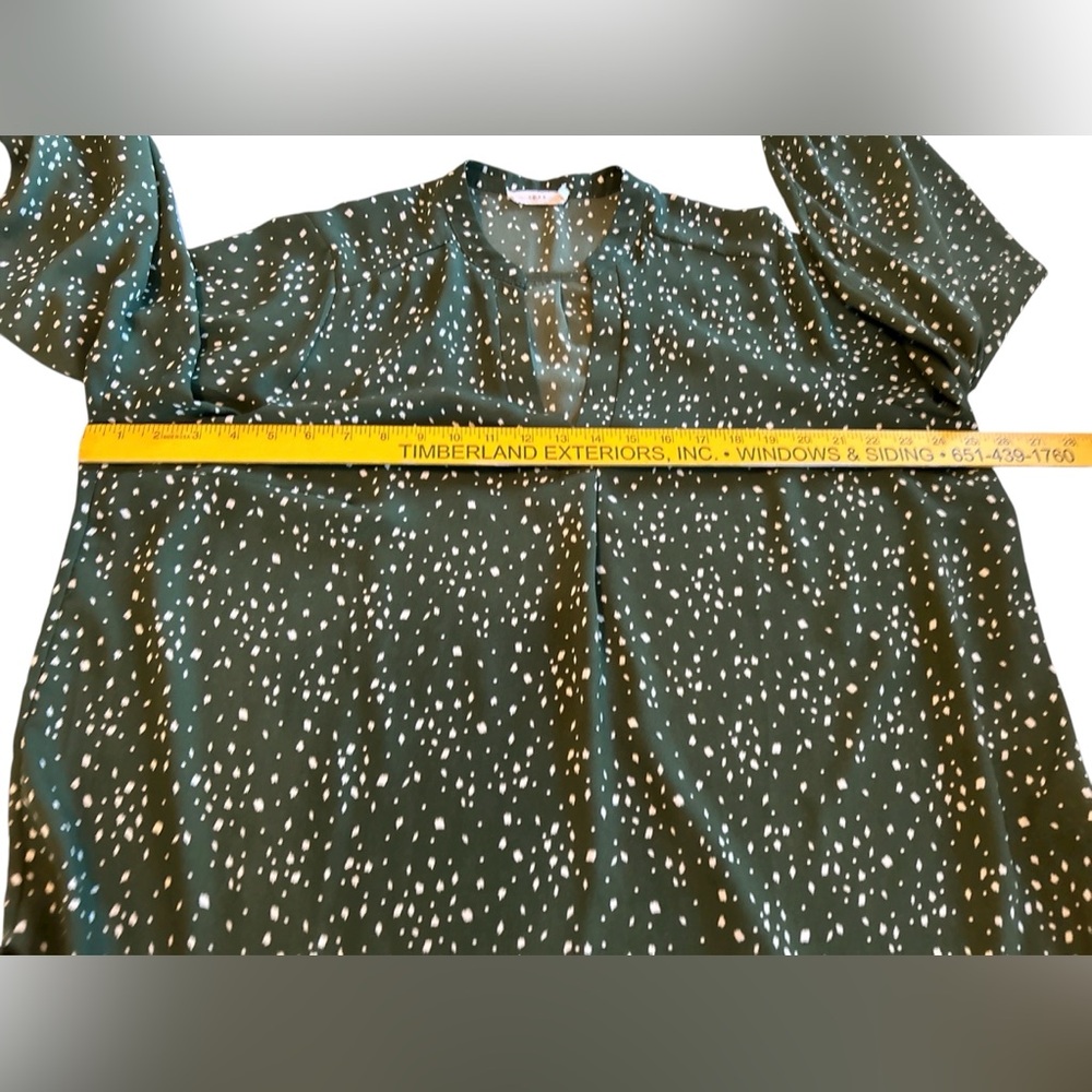 Lush Warren Split Neck Blouse Green Background Wi… - image 7